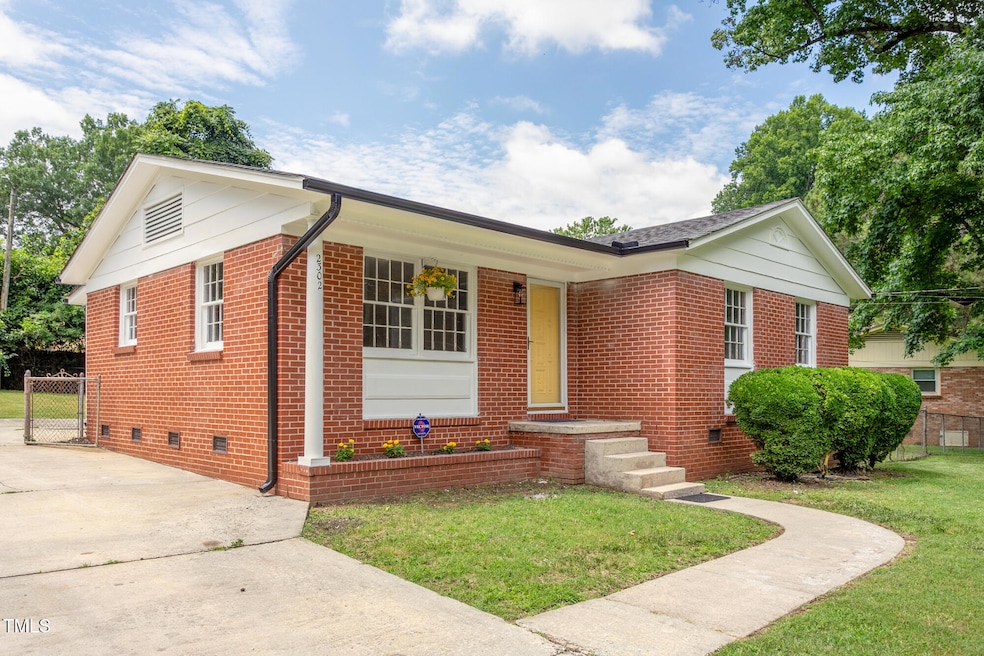 2302 Brywood Rd-4