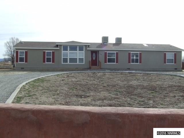 3340 Della Cir, Fallon, NV 89406 - photo 1