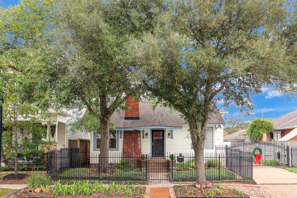 1005 Bayland Ave, Houston, TX 77009 - photo 1