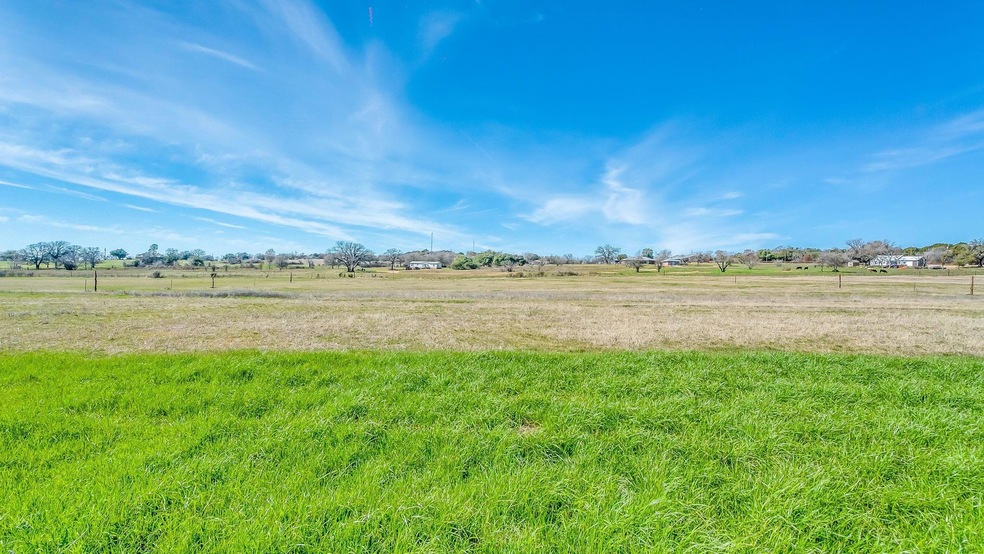 1008 Lambert Ct, Weatherford, TX 76088 - photo 1