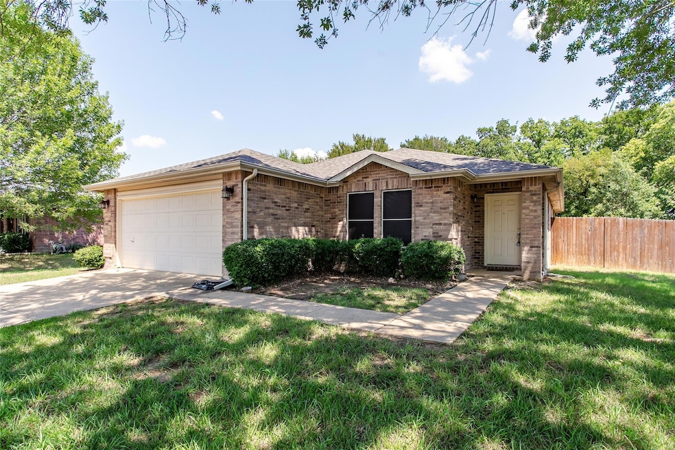 9005 Glen Falls Ln, Denton, TX 76210 - photo 1