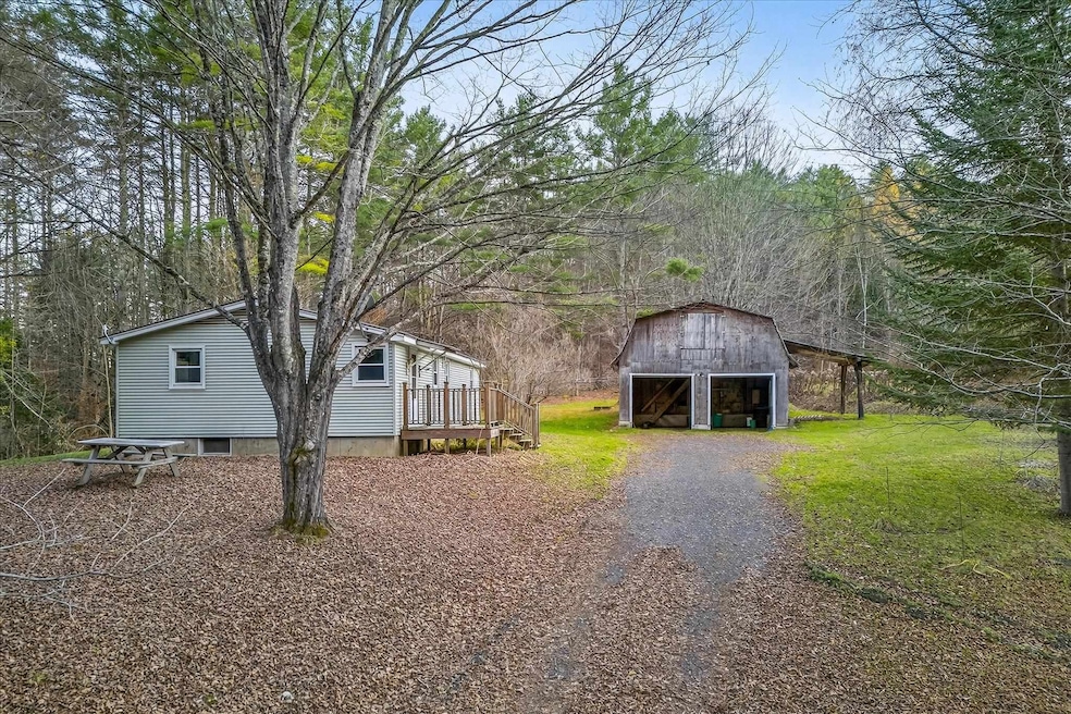 31 Beacon Hill, Chelsea, VT 05038 - photo 1