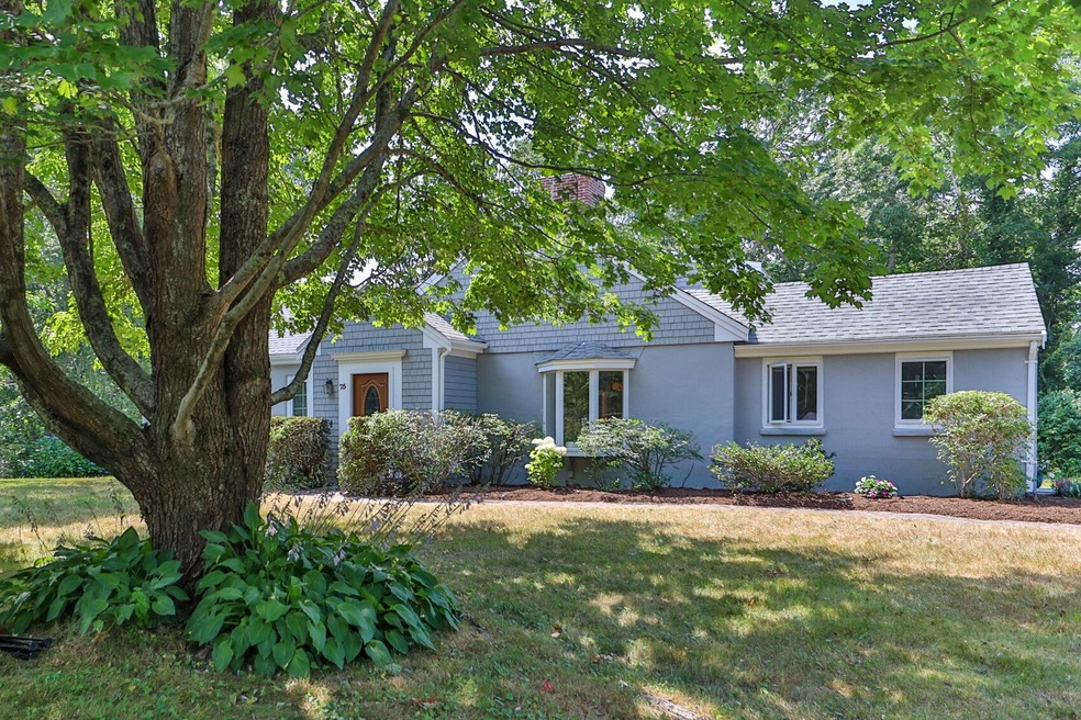 75 Old Phinney's Lane