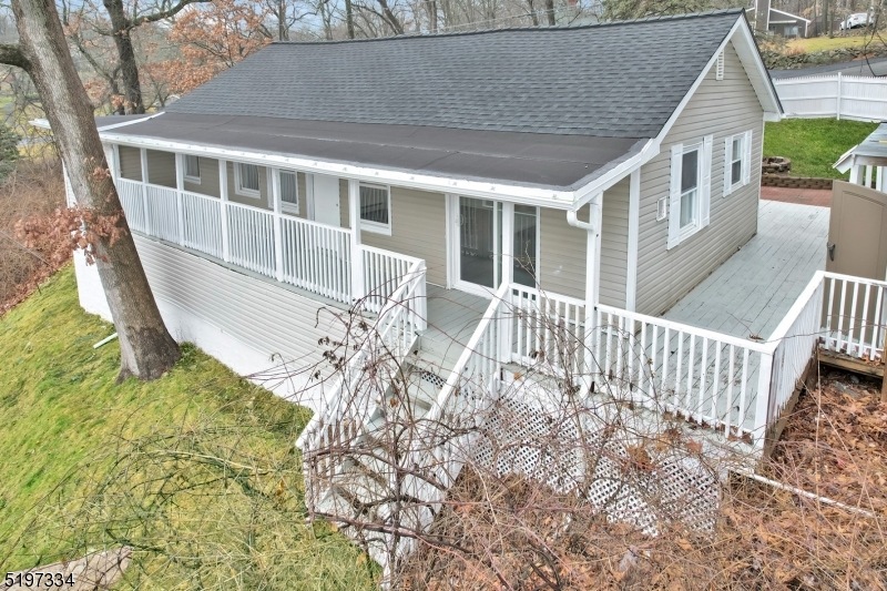 220 Lakeside Blvd, Hopatcong, NJ 07843 - photo 1