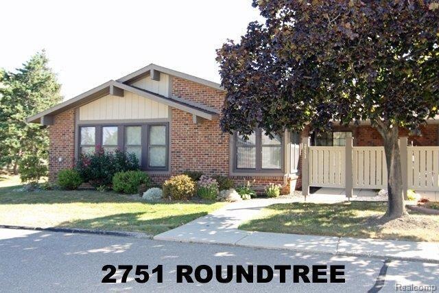 2751 ROUNDTREE.jpg