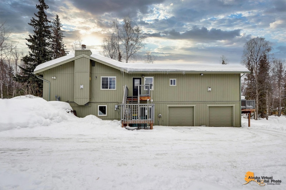 Garage and Side Entry