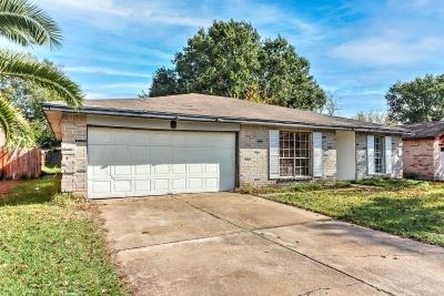 7514 Andiron Cir, Houston, TX 77041 - photo 1