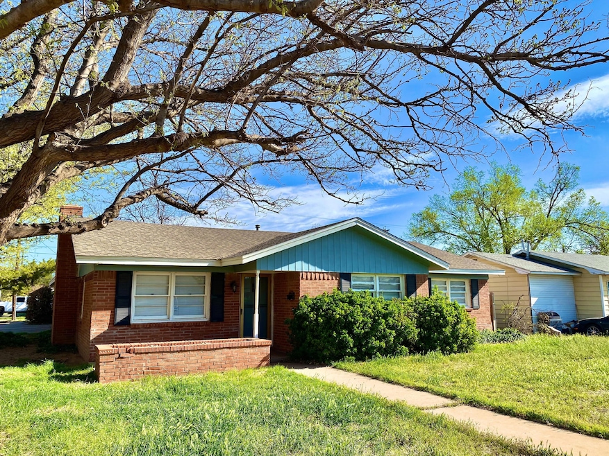 3020 45th St, Lubbock, TX 79413 - photo 1