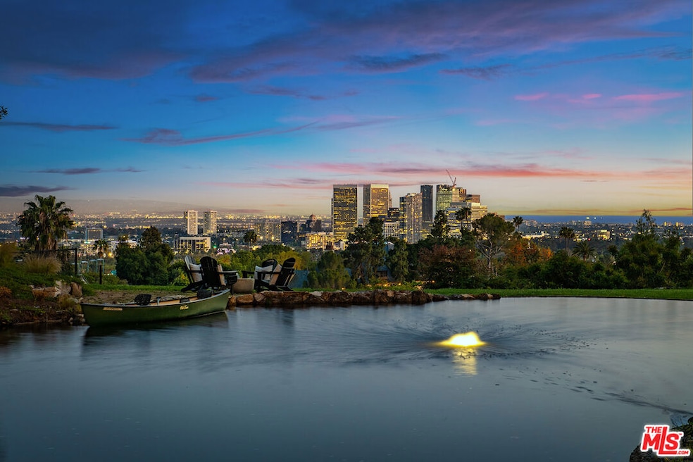 For Sale $23,750,000 • Co-Listing Agent