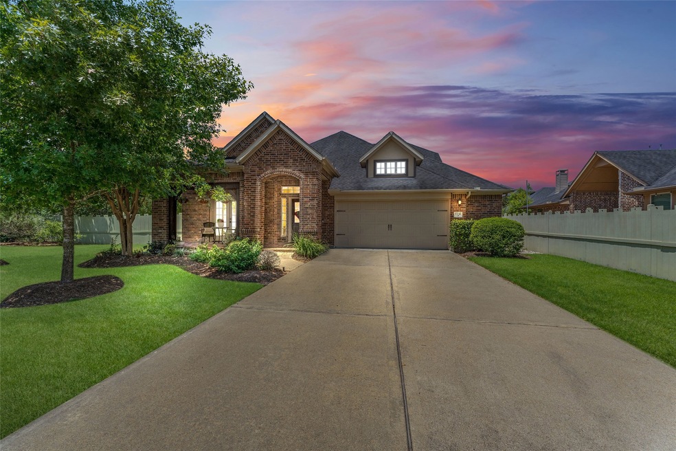 Welcome to 17242 Cabbage Palm Ct!