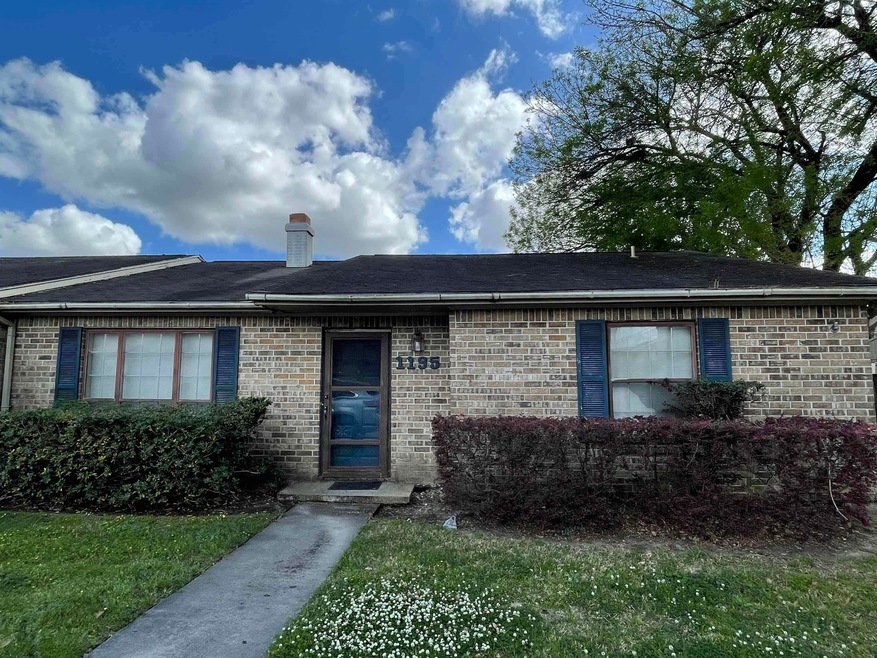 1195 Park Meadow, Beaumont, TX 77706