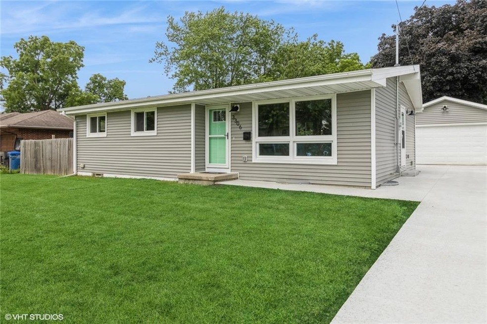 3306 SE 8th St, Des Moines, IA 50315 - photo 1