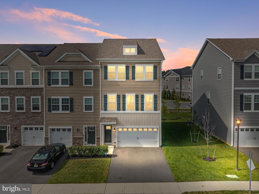 52 Rome Way, Mount Laurel, NJ 08054 - photo 1