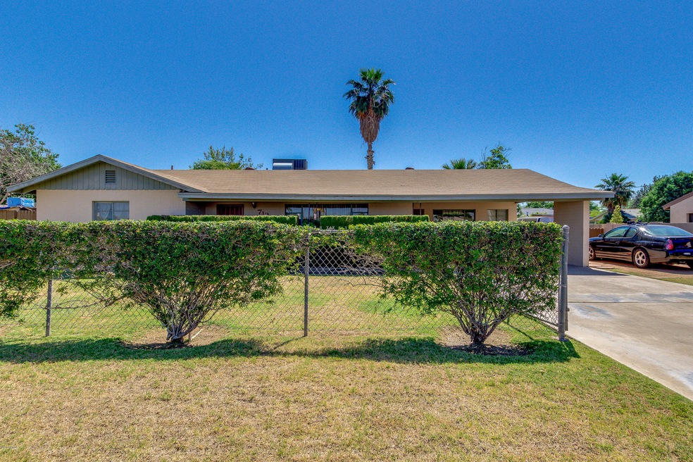 7121 N 55th Ave, Glendale, AZ 85301 - photo 1