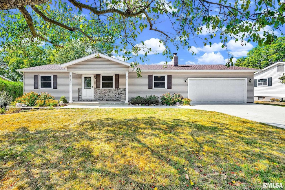 201 Olga St, Roanoke, IL 61561 - photo 1