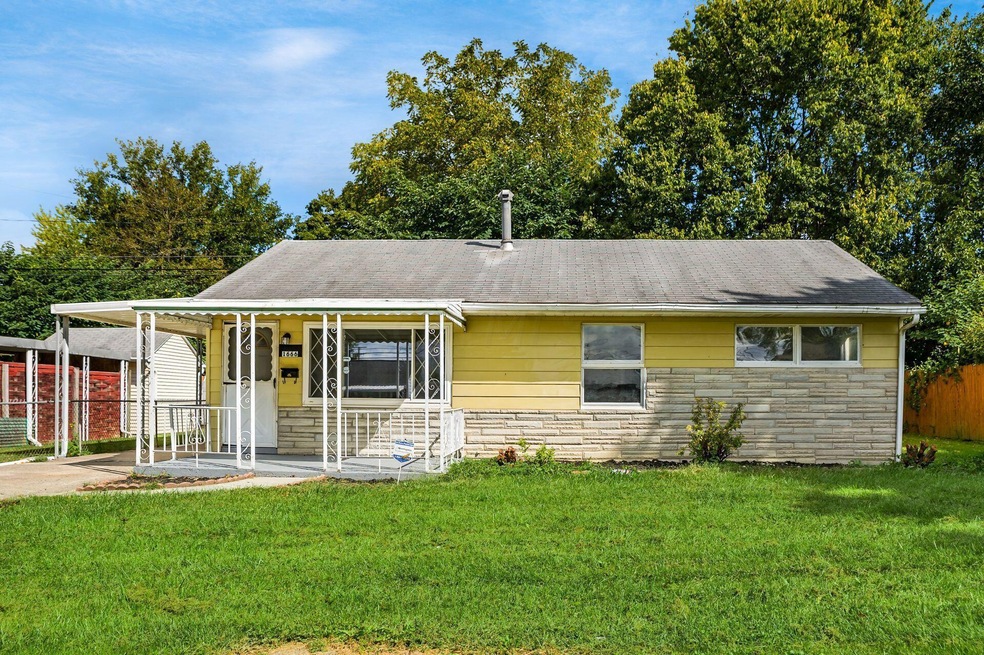 1666 Eastbrook Dr S, Columbus, OH 43223 - photo 1