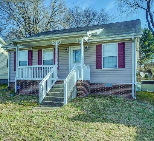 82 Shelby Cir, Shelbyville, TN 37160 - photo 1