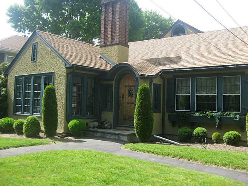 12 Euclid Ave, Riverside, RI 02915 - photo 1
