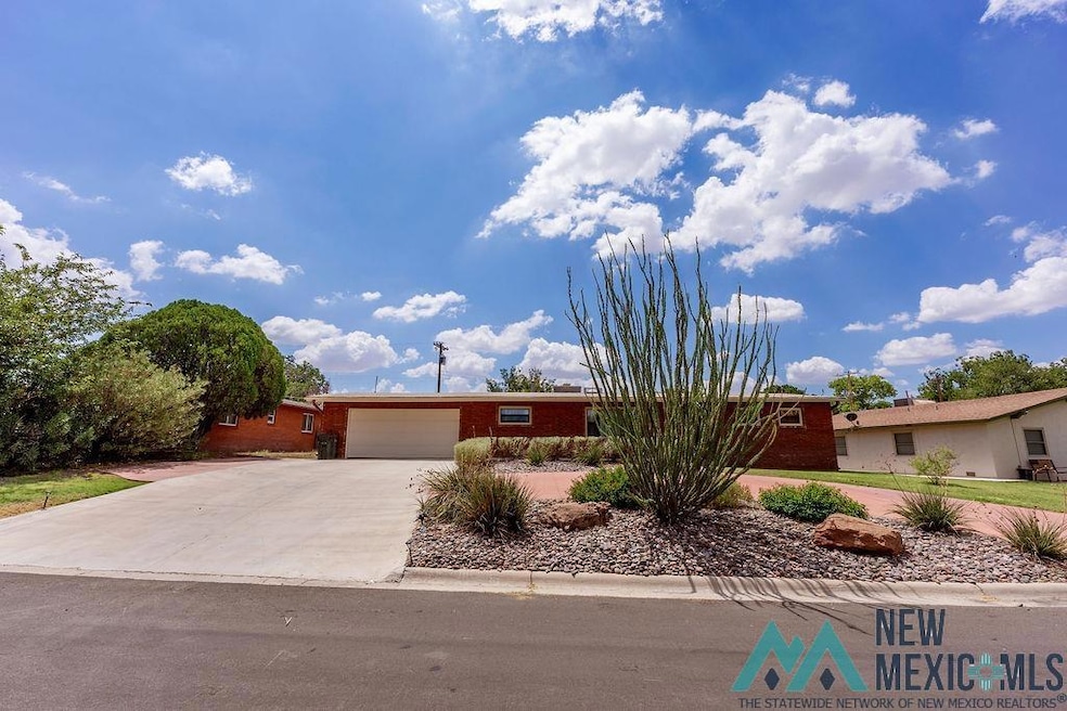 Pending $305,000 • Co-Listing Agent