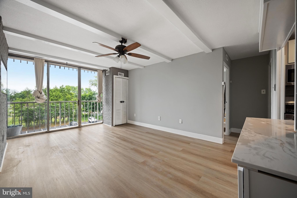 301 Playa Del Sol, Cherry Hill, NJ 08002 - photo 1