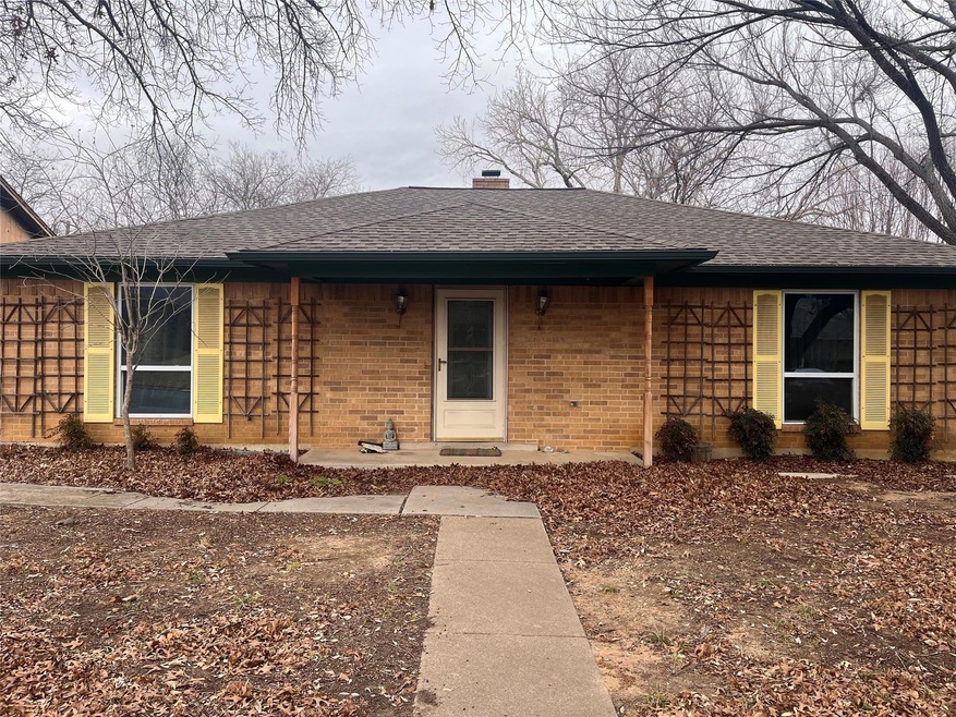 1820 Broadway St, Denton, TX 76201 - photo 1