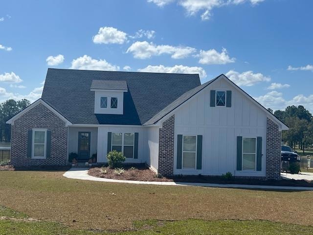 42 Surrey Cir, Tifton, GA 31793 - photo 1