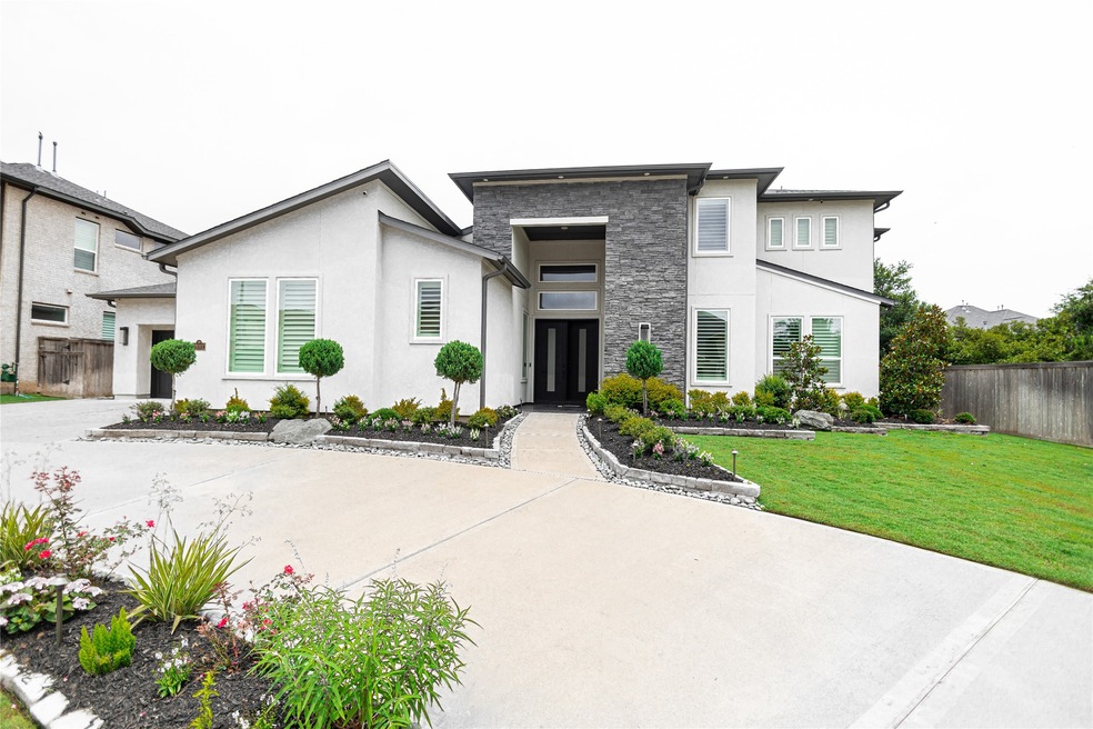 28002 Starlight Harbor Ln, Fulshear, TX 77441 - photo 1