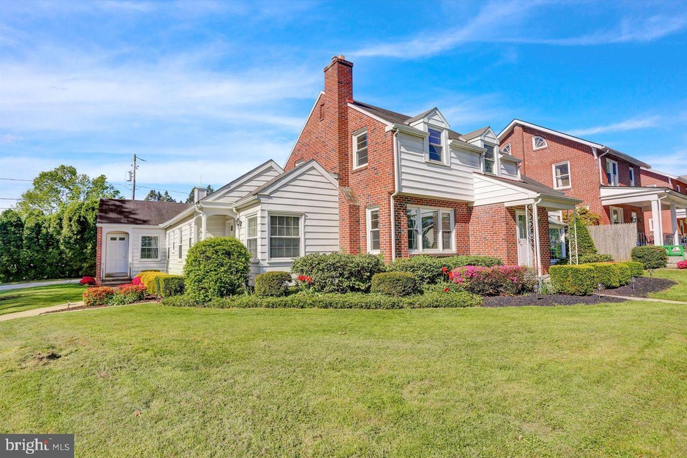 200 Elmwood Ave, Reading, PA 19609 - photo 1