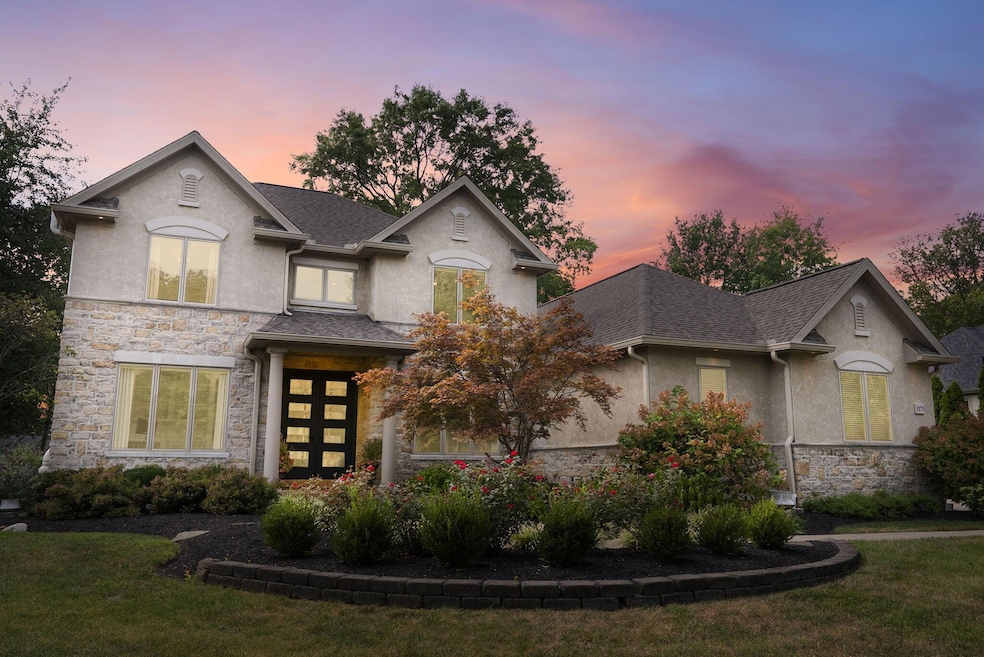 Under Contract $1,099,000