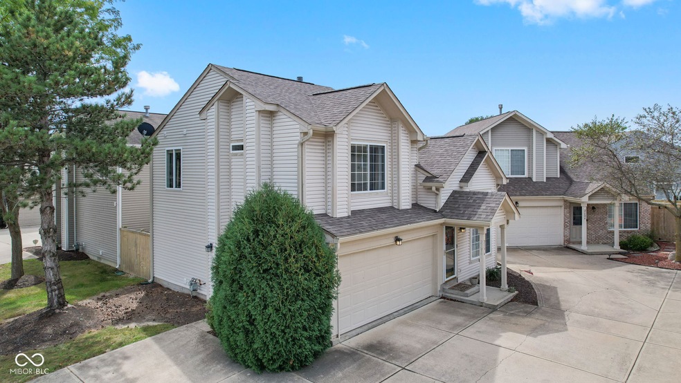 2596 Grand Fir Dr, Greenwood, IN 46143 - photo 1