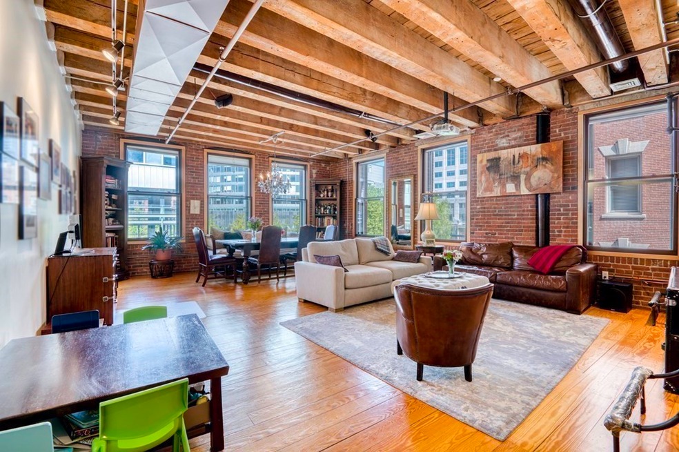 108 Lincoln St unit 3A, Boston, MA 02111 - photo 1