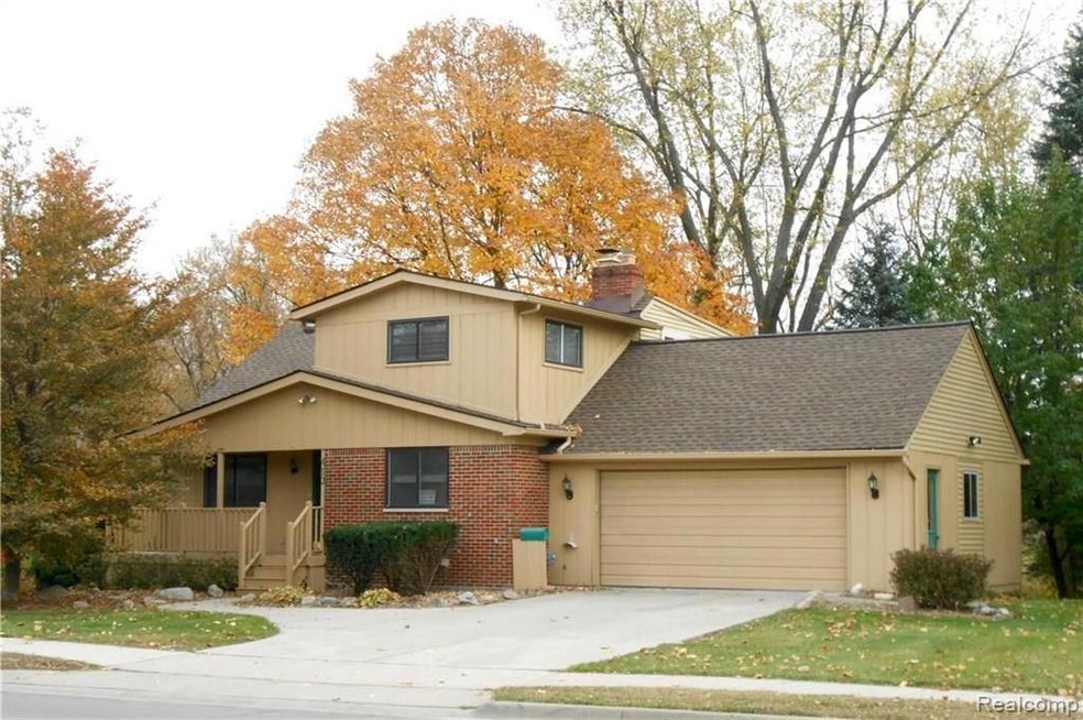 412 E Flint