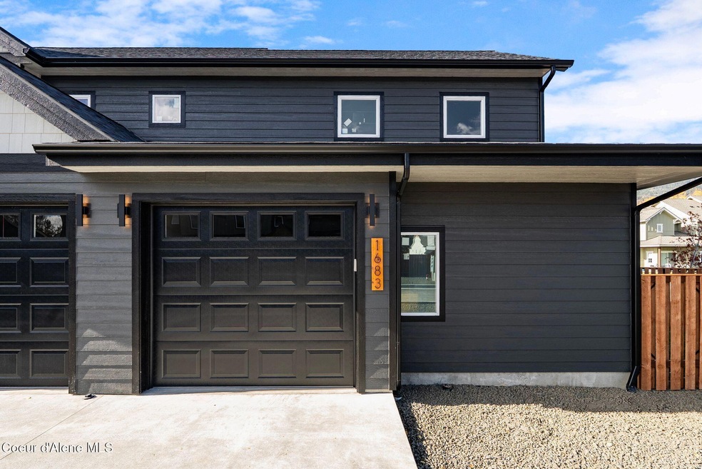 1683 Onyx Ct, Sandpoint, ID 83864 - photo 1