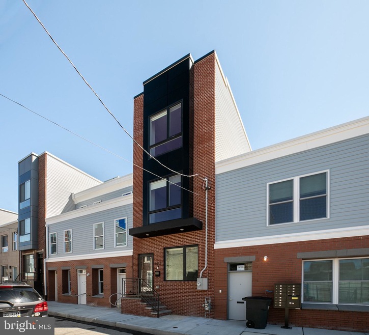 1417 S Taylor St, Philadelphia, PA 19146 - photo 1