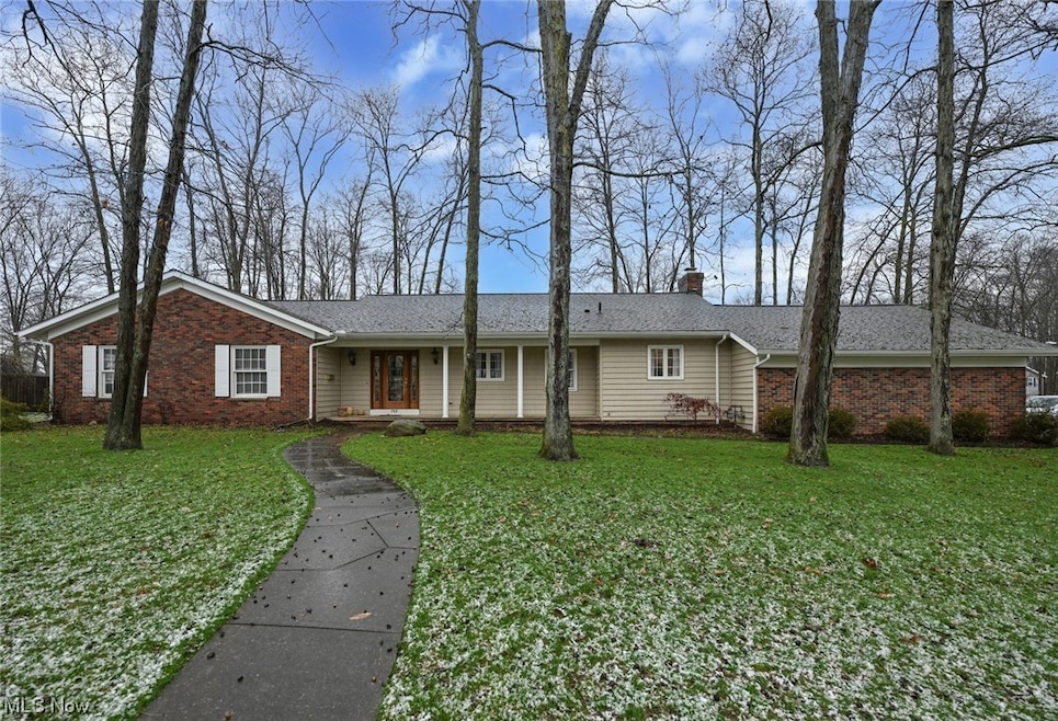 Spacious ranch on lovely treed lot