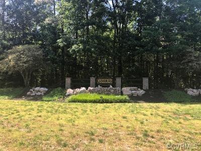 Wonderfully Landscaped Entrance to Pinehurst neighborhood.