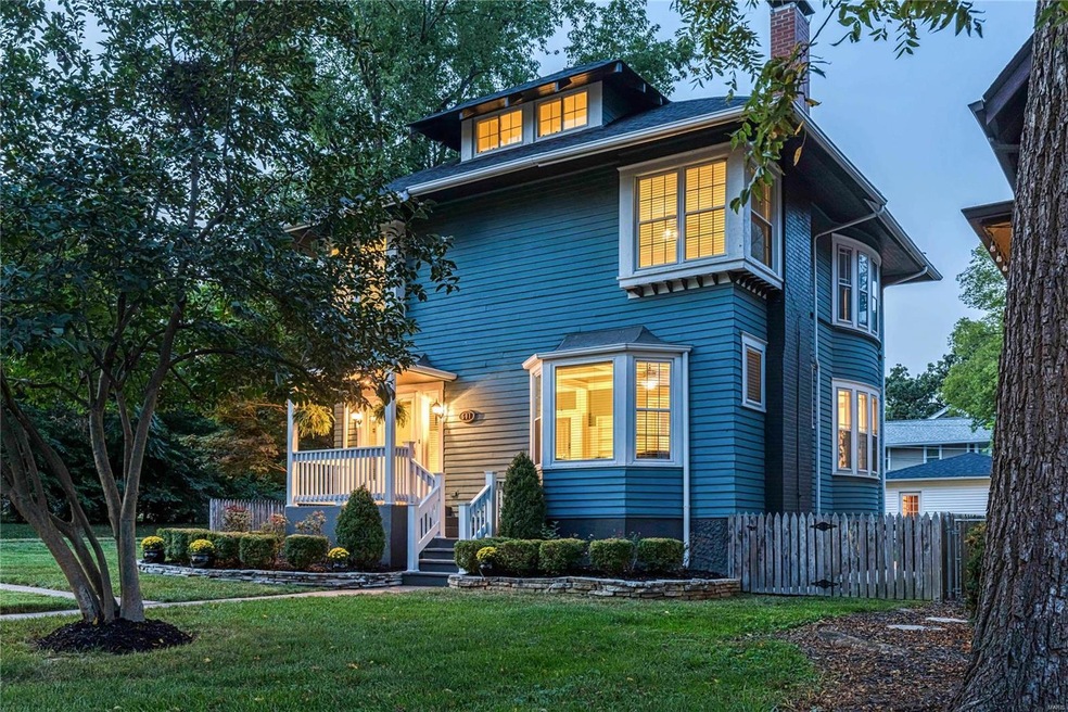 Classic Webster Groves architecture: 