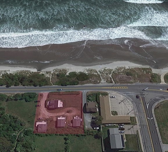811 Ocean Road