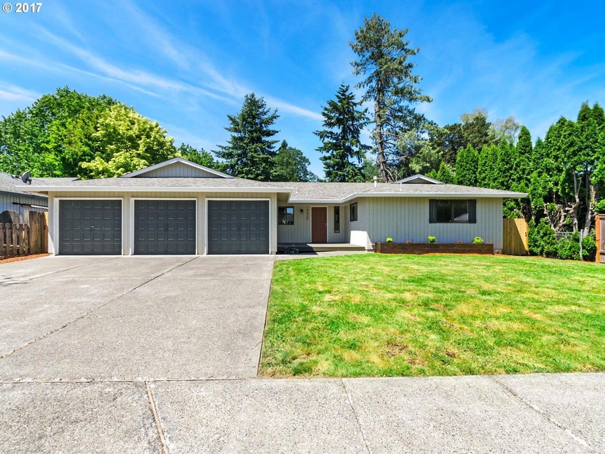 4620 SW 183rd Ct, Beaverton, OR 97007 - photo 1