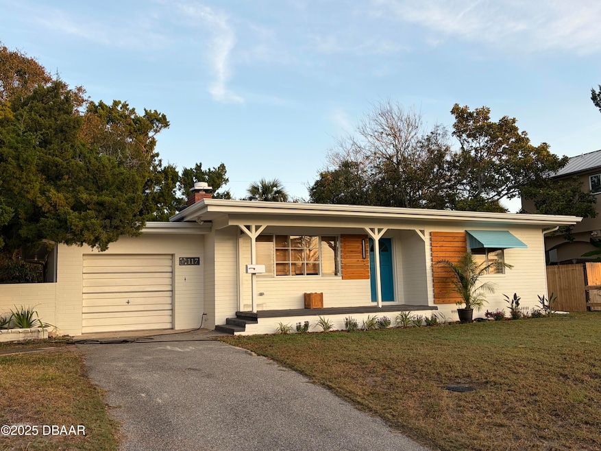 117 Magnolia Dr, Ormond Beach, FL 32176 - photo 1