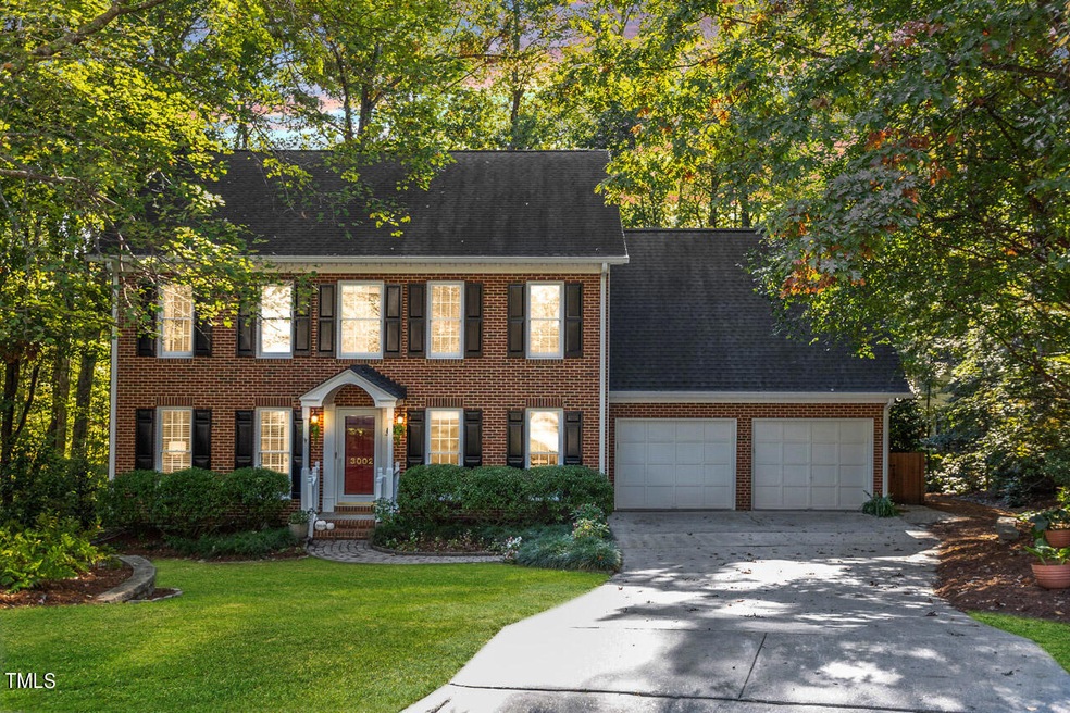 3002-Elmstead-Court_01