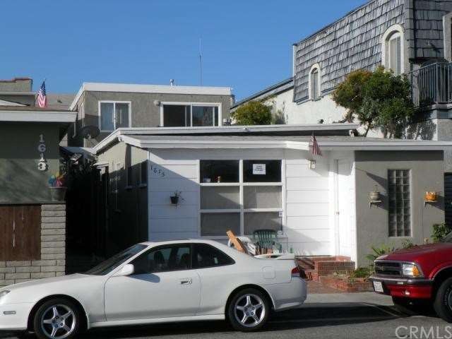 1615 W Balboa Blvd front of building. Across the s