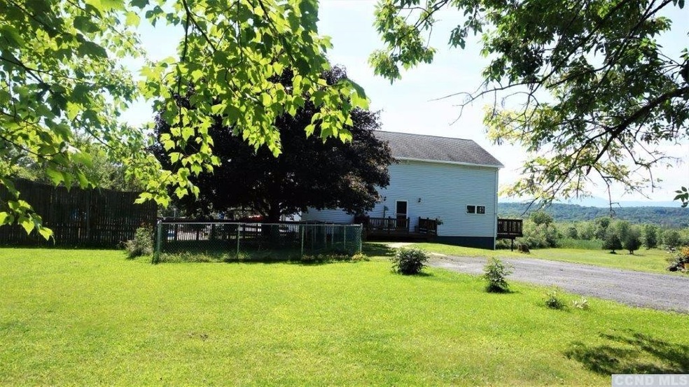 275 Flats Rd, Athens, NY 12015 - photo 1