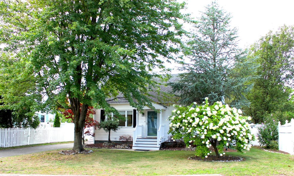 27 Vanada Dr