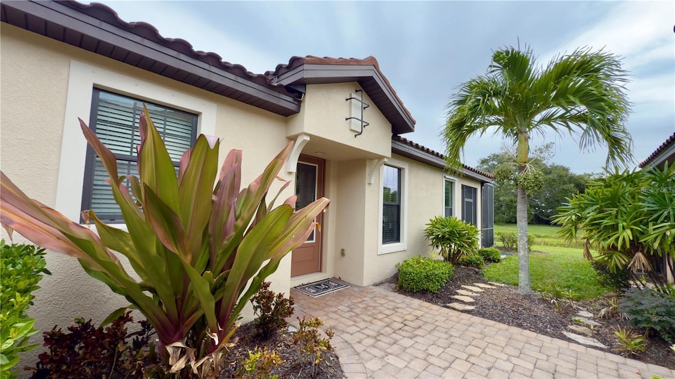 5846 Cavano Dr, Sarasota, FL 34231 - photo 1