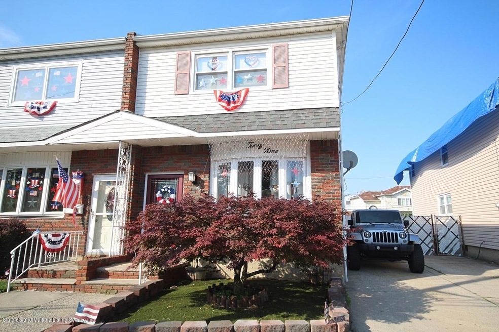 39 Church Ave, Staten Island, NY 10314 - photo 1