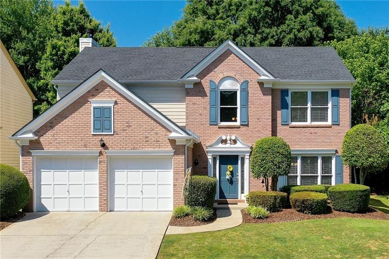 10870 Glenbarr Dr, Duluth, GA 30097 - photo 1