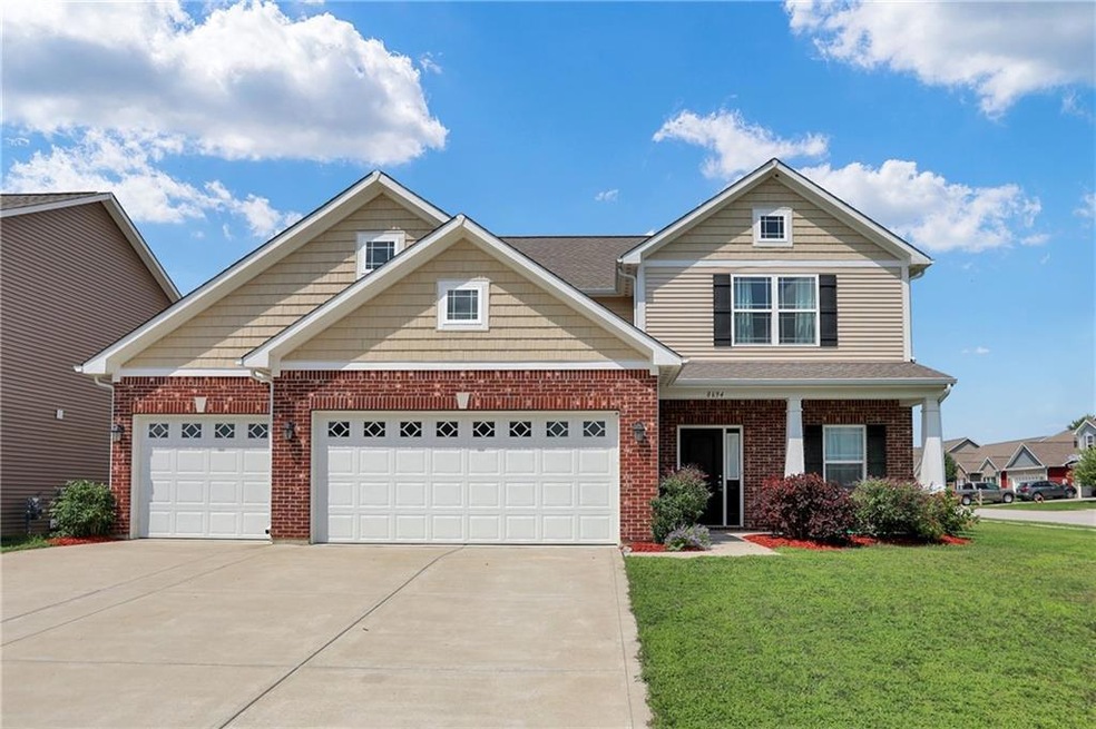 8694 Thatcher Ln, Avon, IN 46123 - photo 1