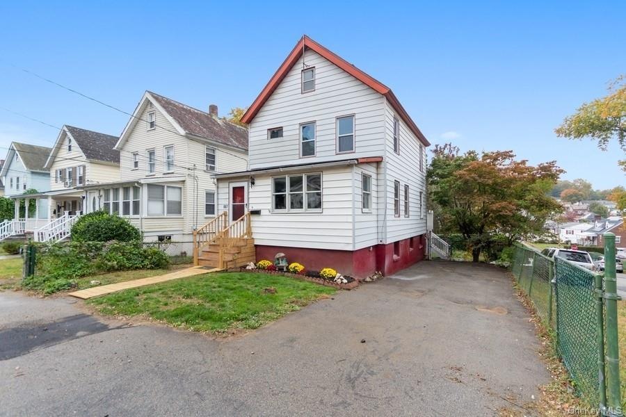 667 Brandt Ave, Peekskill, NY 10566 - photo 1