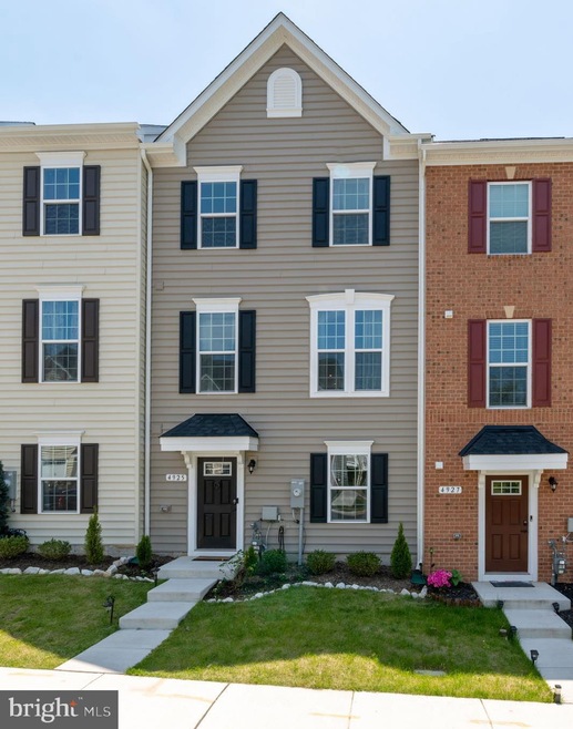 4925 Arborgate Cir, Halethorpe, MD 21227 - photo 1